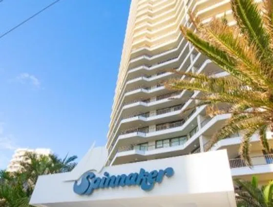Spinnaker Apartments Main Beach